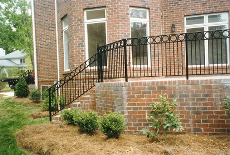 Large Circle Double Bar