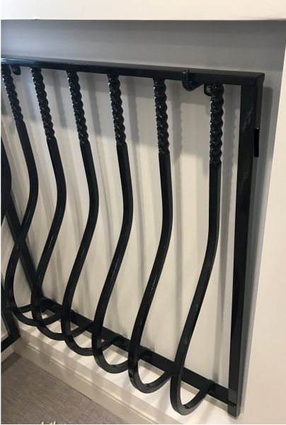 Iron Bowed + Twisted Picket